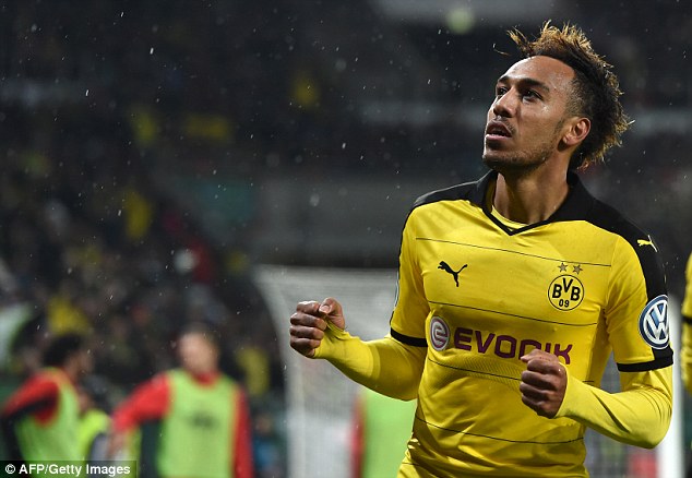 Aubameyang phủ nhận chuyện ra đi trong tháng Giêng