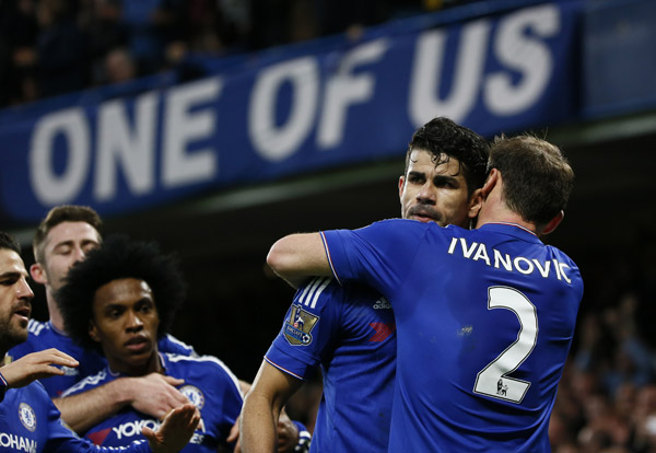 Diego Costa lấy lại hình ảnh của chân sút hàng đầu Ngoại hạng Anh với hai bàn thắng vào lưới Watford. Ảnh: Reuters.