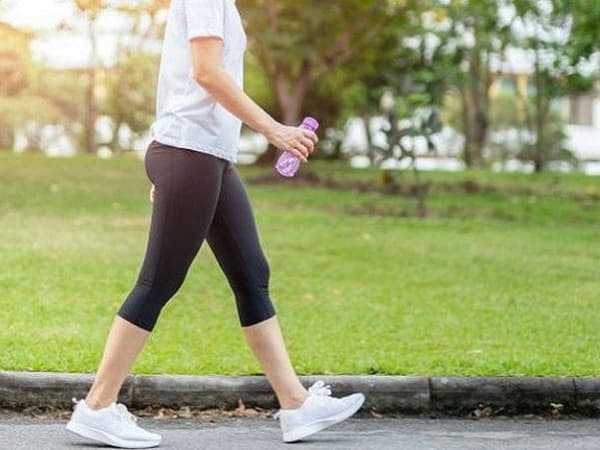 đẩy lùi viêm đại tràng mạn tính bằng tập luyện thể dục nhẹ nhàng