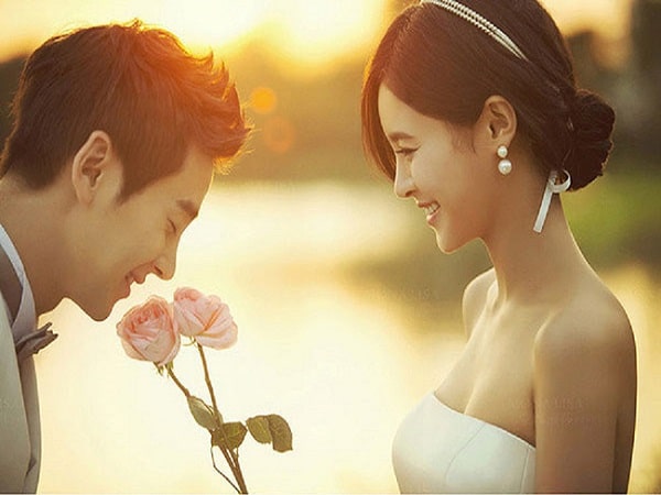 Vì sao nữ tuổi Tý nên kết hôn muộn?