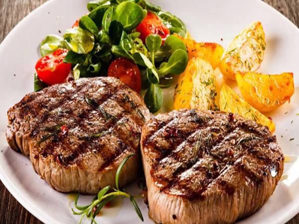 Cách làm bò bít tết mềm ngon, đơn giản đúng vị ngoài hàng