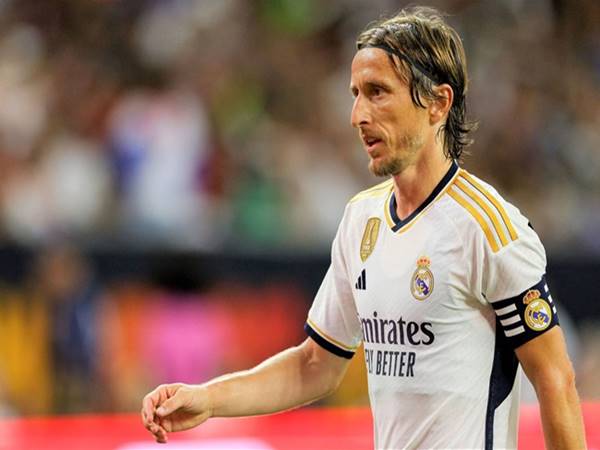 Thể thao chiều 28/11: Đến lượt Modric làm Real mếu máo