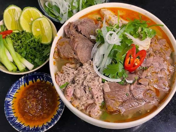 Công thức nấu bún bò Huế