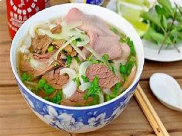 Phở món ăn biểu tượng của văn hóa Việt Nam