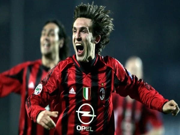 số 21 là số áo Pirlo chủ đạo