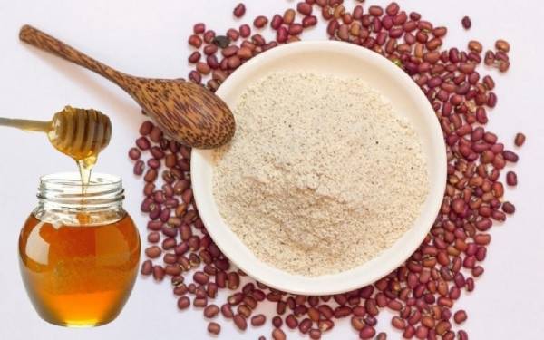 Công thức tắm bột đậu đỏ và mật ong: