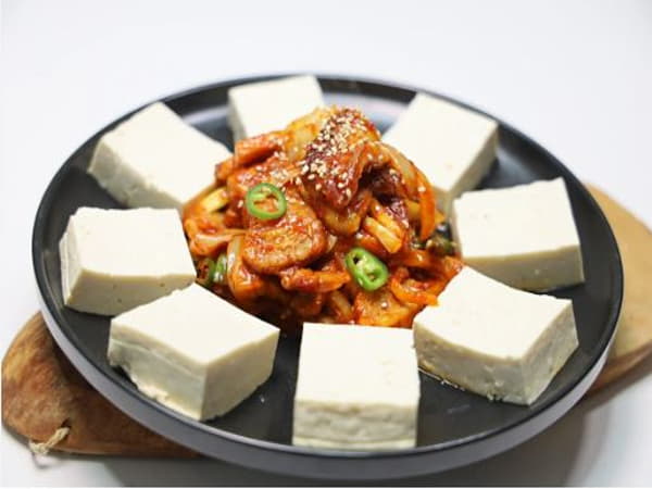 Đậu phụ nấu món chay hay món mặn đều ngon
