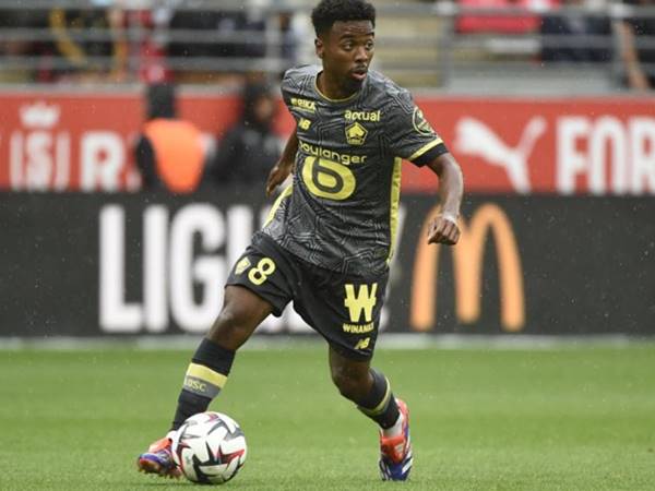 Hành trình sự nghiệp của cầu thủ Angel Gomes