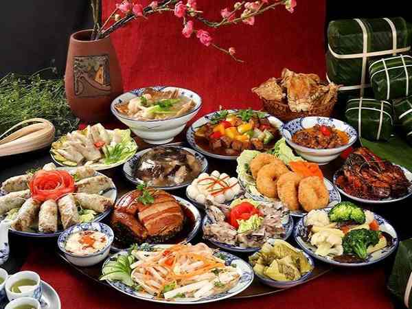 Mâm cỗ mặn truyền thống cúng tất niên Mâm cỗ mặn truyền thống cúng tất niên
