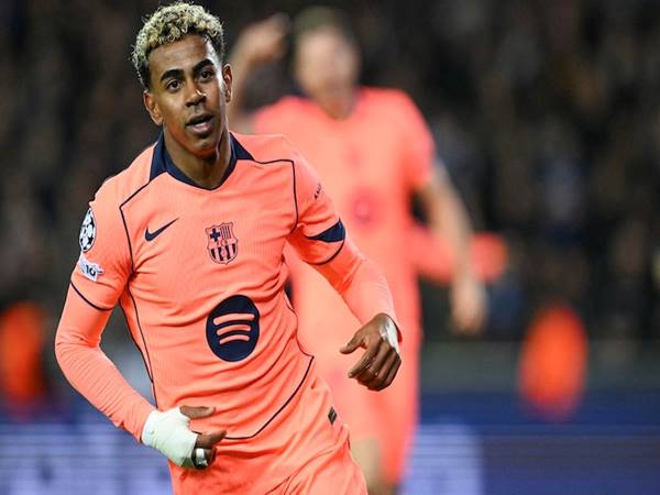 Tin Barcelona: Yamal san bằng kỷ lục của Mbappe ở Cup C1